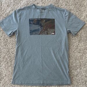 American Eagle Short Sleeve Tee